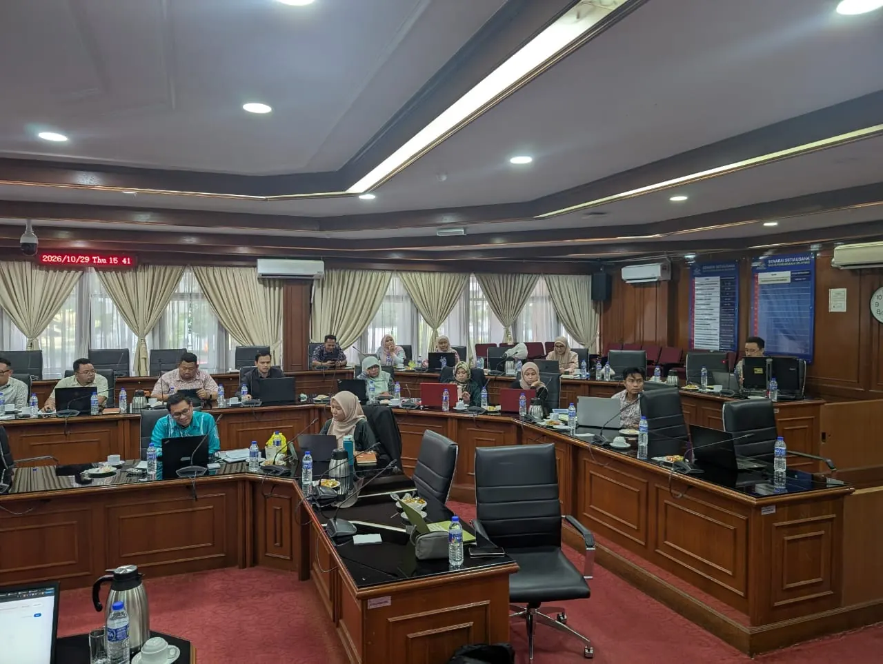 Peserta MPS semasa sesi hands-on